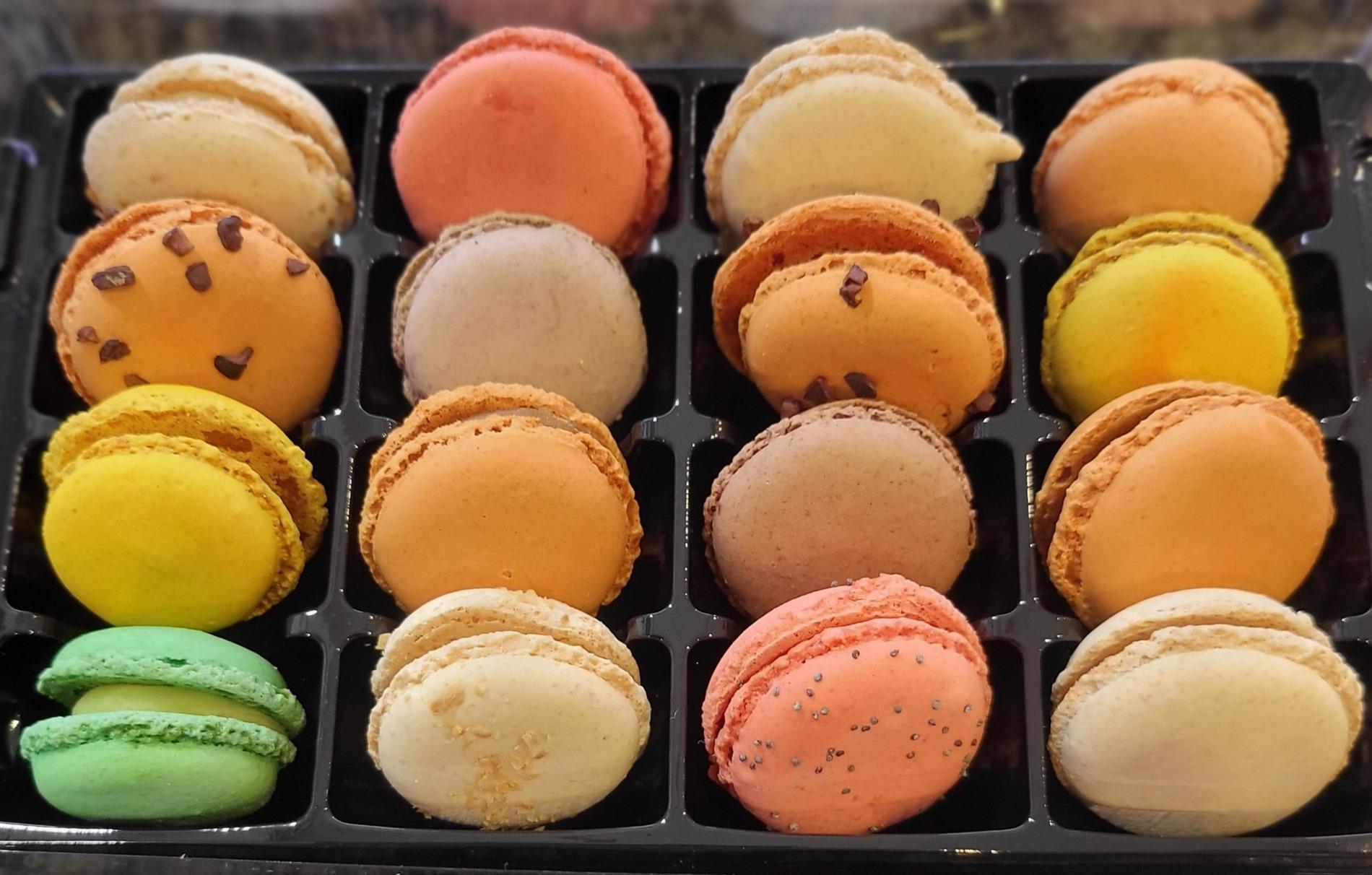 MACARONS