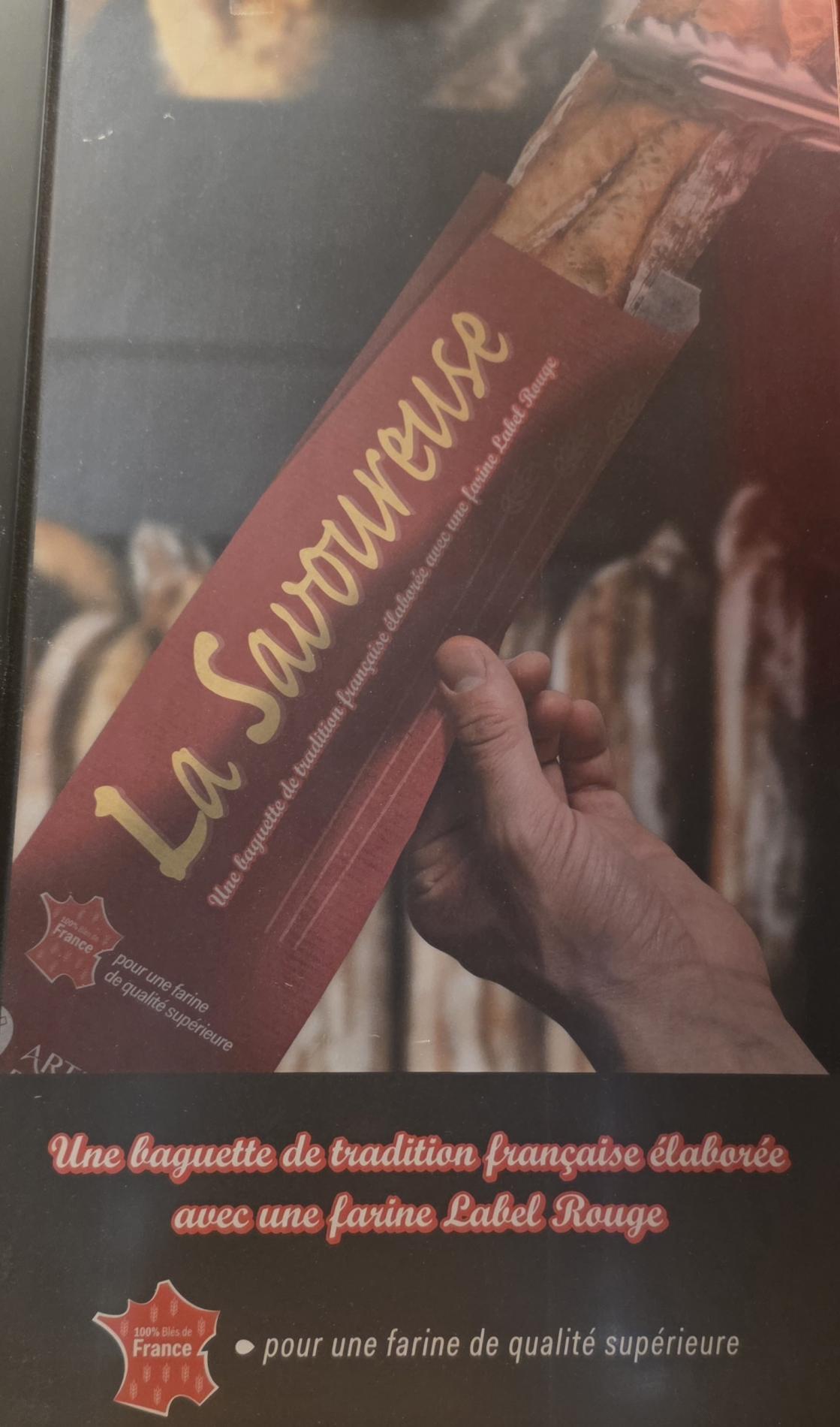 LA SAVOUREUSE